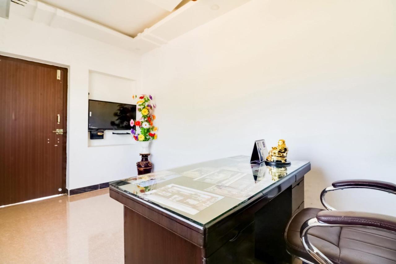 Hotel Oyo 68320 Bgr Residency Tirupati Exteriér fotografie